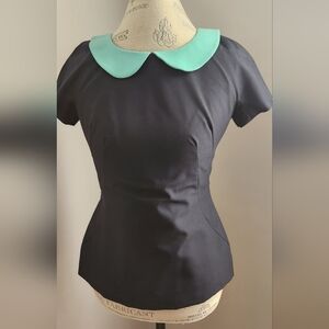 SIMPLE boutique brand collared top in size S (EU=38).